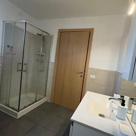 Crossroads Apartman *